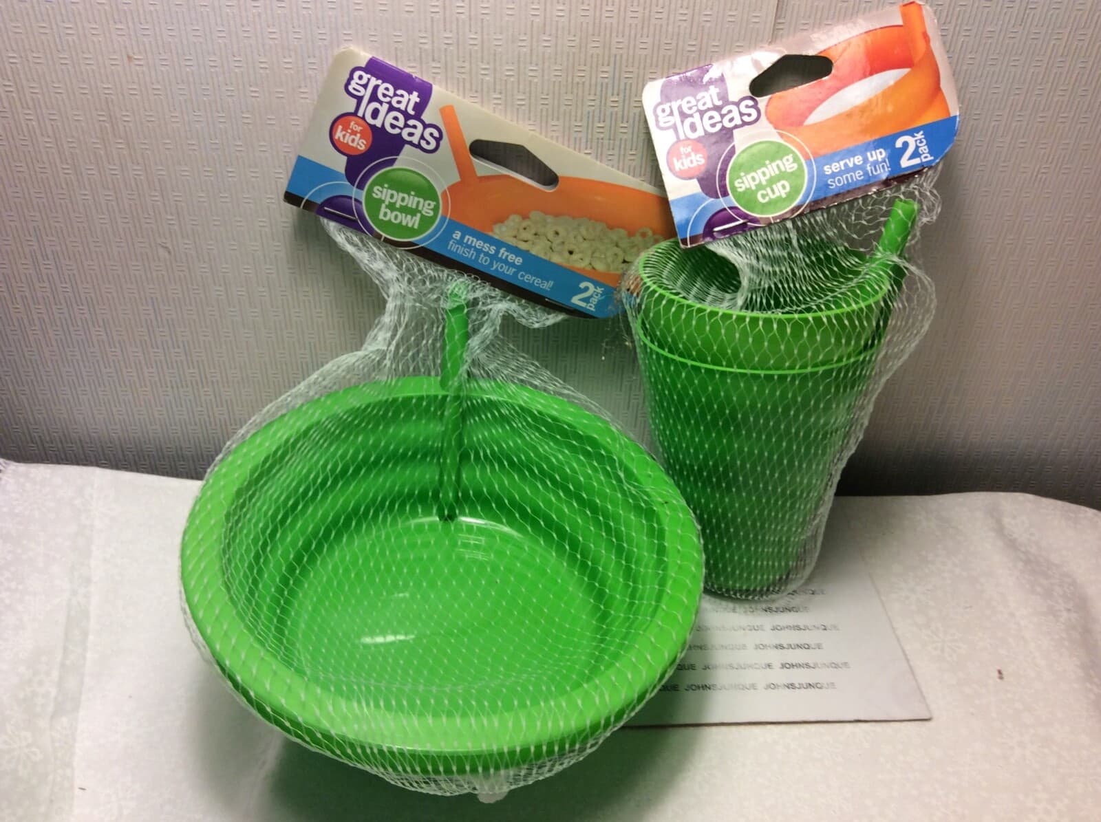 KIDS SIPPING CUPS & SIPPING BOWLS SET OF 4 PIECES New in bag w/tag LIME GREEN