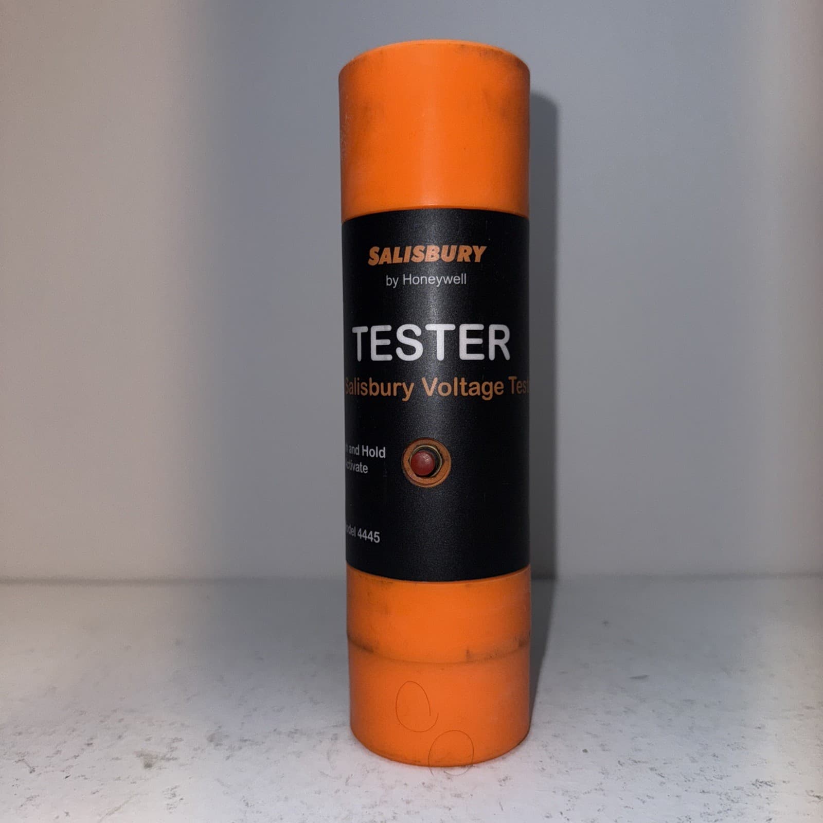 Salisbury 4445 Voltage Detector Tester. HARDLY USED. TESTED.