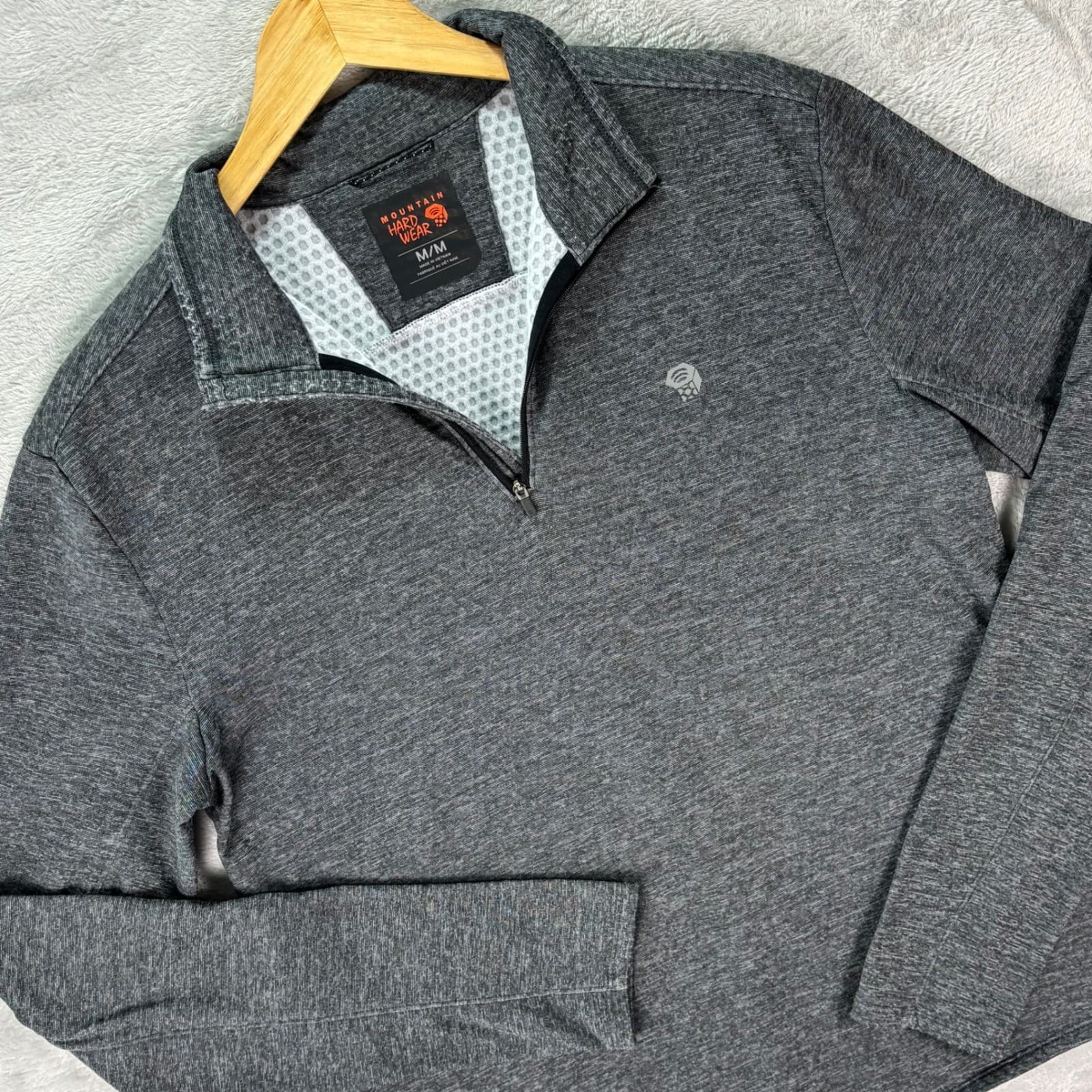 Mountain Hardwear Men's Pullover Gray Quarter Zip Stretch Fleece Lined Sz M