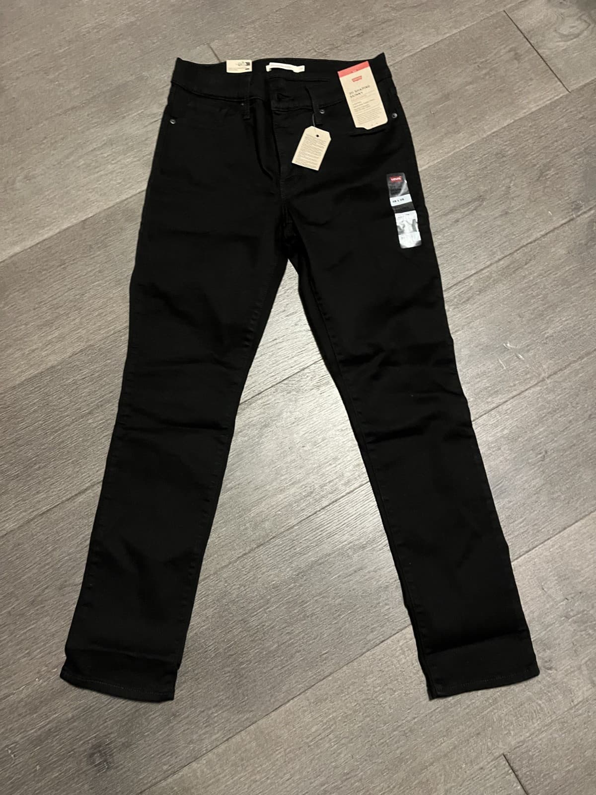 Levis Womens 311 Shaping Skinny Jeans Black, 28x28, Size 6S, NWT