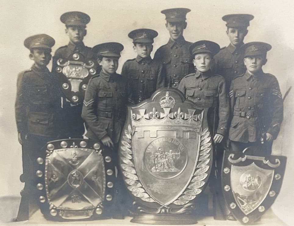WW1 British Army Cadet Soldiers Photo With “For King And Country” Trophy Shields