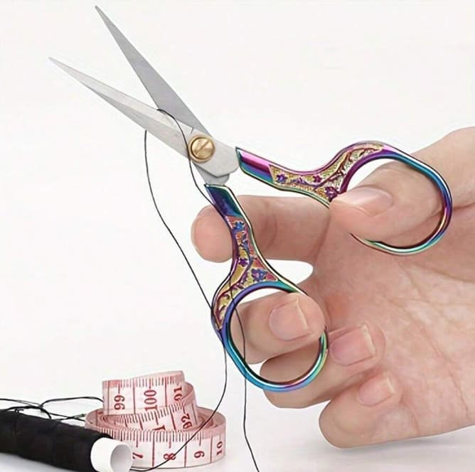 1 PC Vintage Stainless Steel Sewing Scissors - Perfect for Fabric & Embroidery