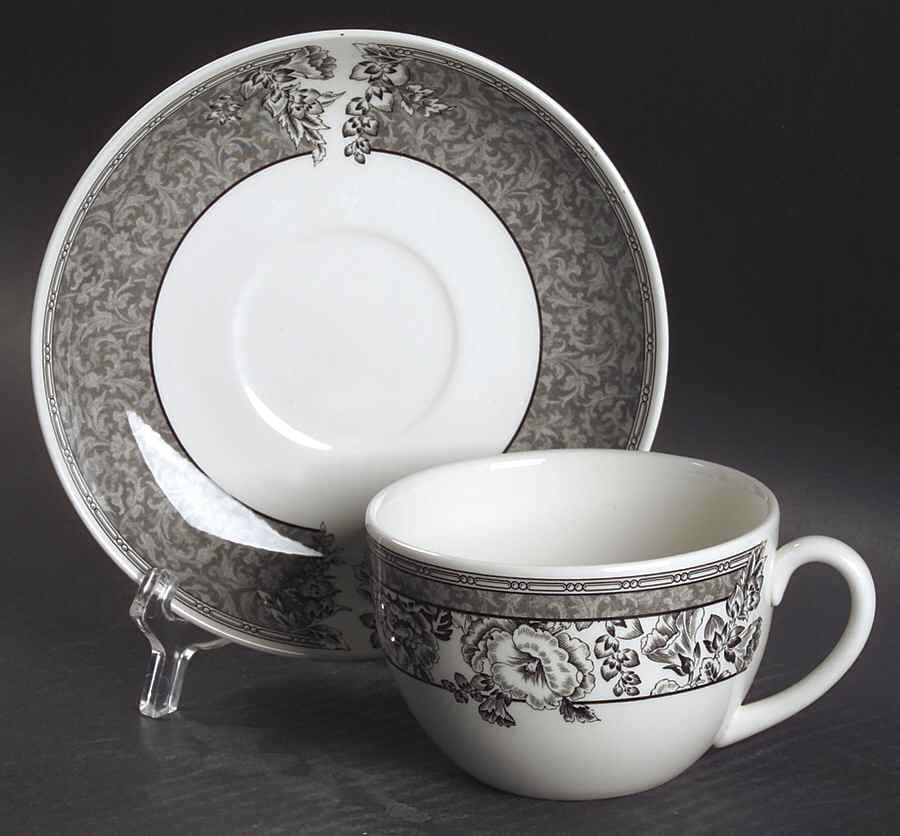 Wedgwood Fleur Damask Breakfast Cup & Saucer 859903