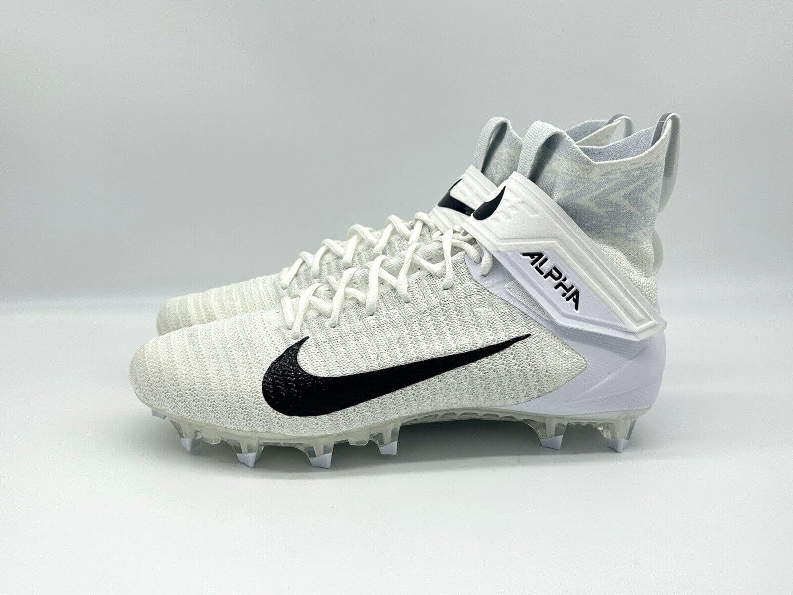 Nike Alpha Menace Elite 2 Flyknit Mens Size 13.5 Football Cleat White AO3374-101