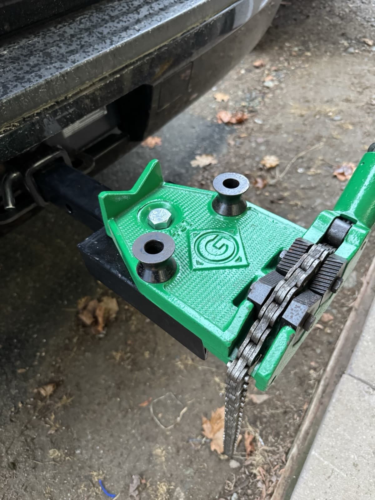 NEW Greenlee 467 Pipe Chain Vise With Custom 2” Trailer Receiver Hitch Mount NR