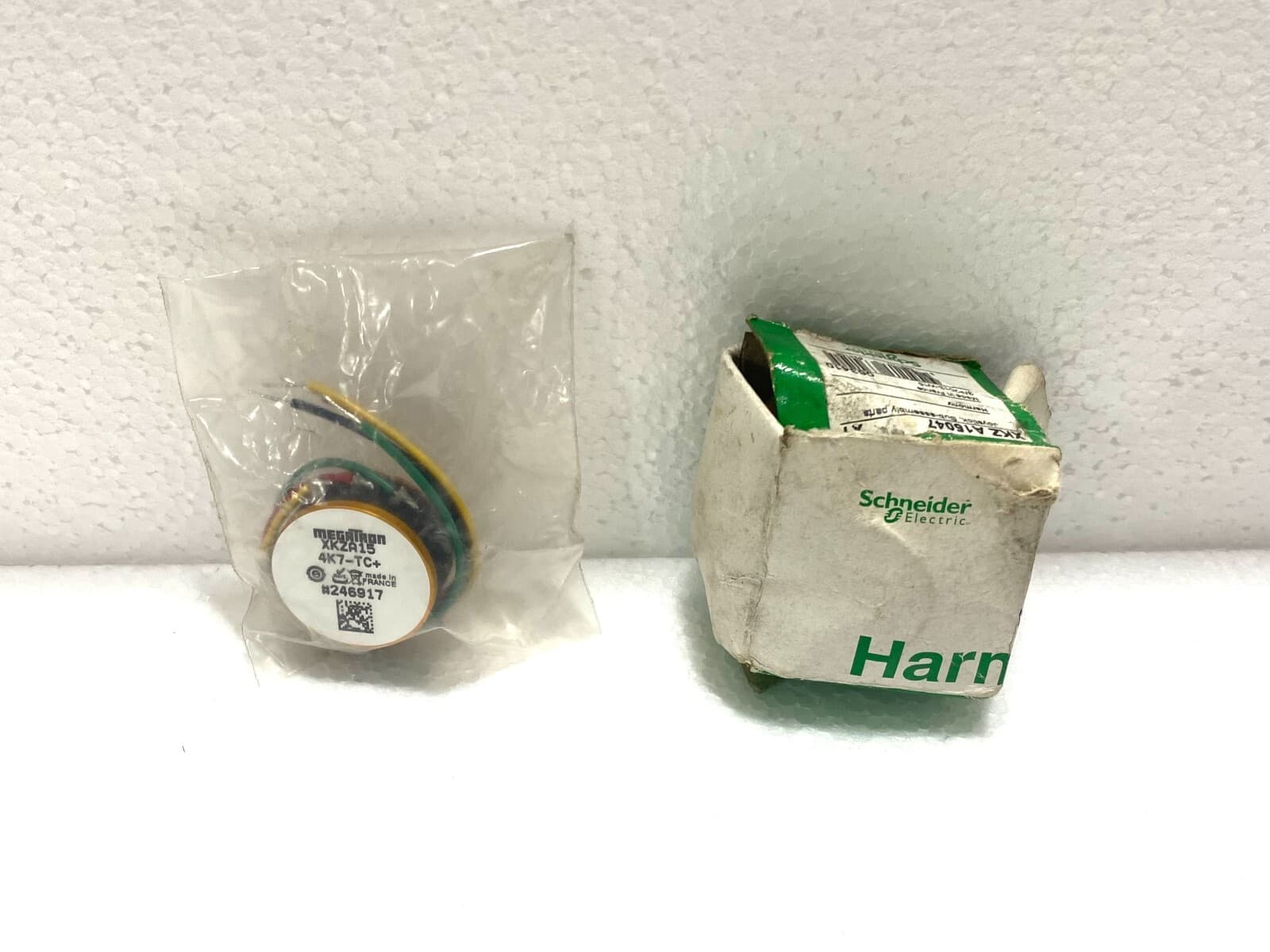 Megatron XKZA15 4K7-TC+ Precision Potentiometer #2