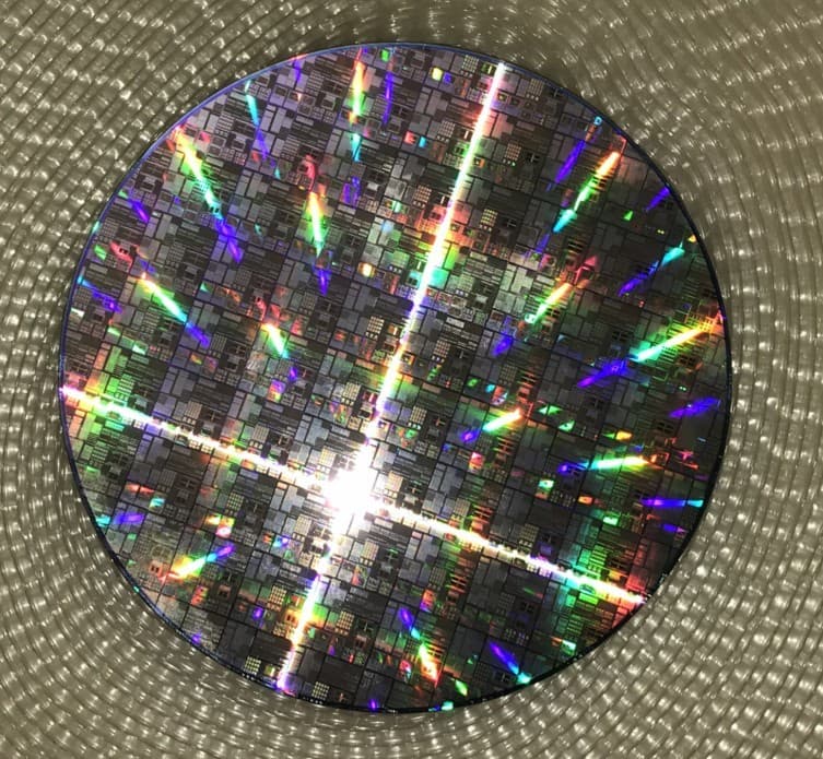 8-Inch Silicon Wafer with Superb Pattern for Research and Development Use
