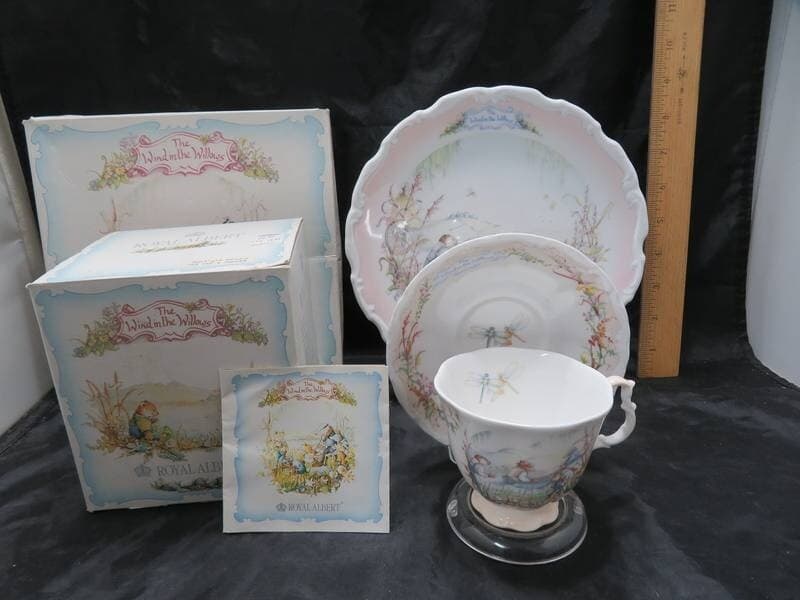 Royal Albert The Wind in the Willows Portly's Return Tea Cup & Saucer & Plate 8