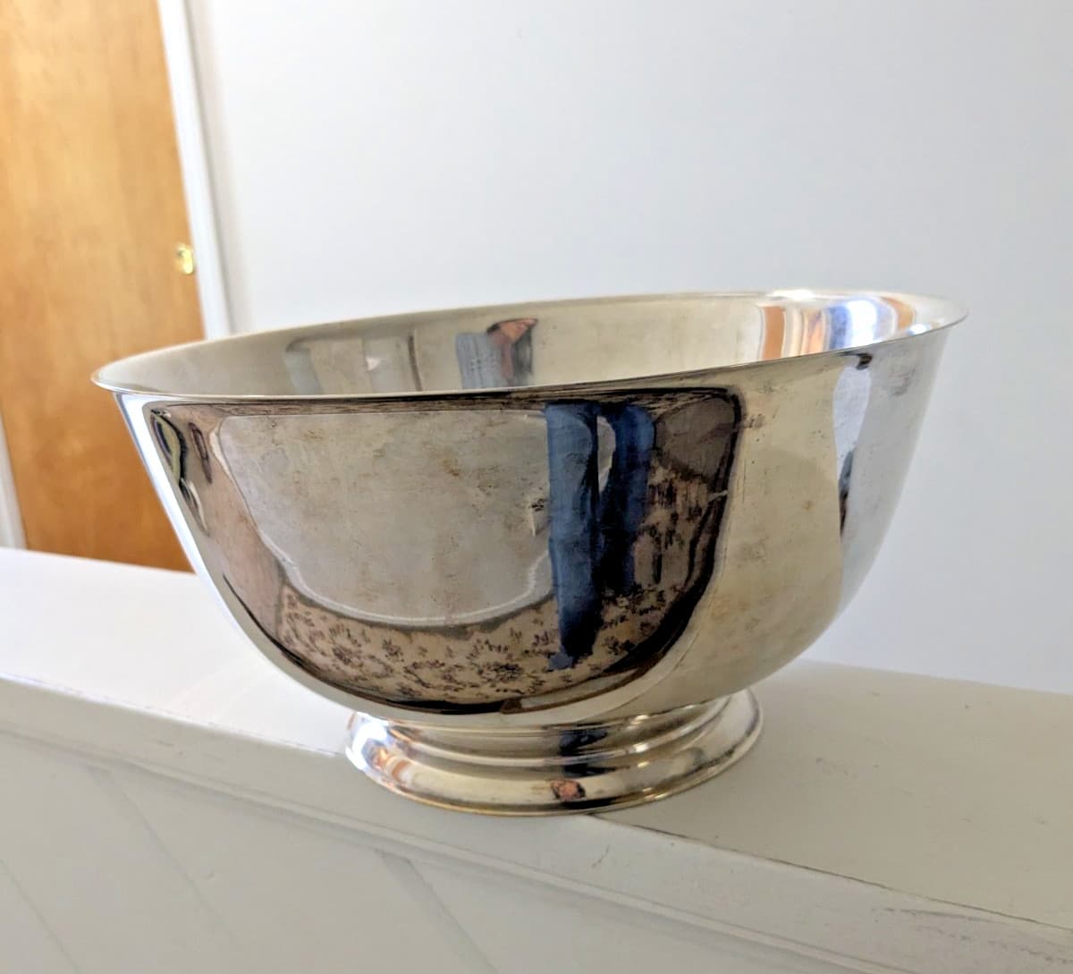 Large Oneida Silverplate Bowl Paul Revere Reproduction 12" Diameter