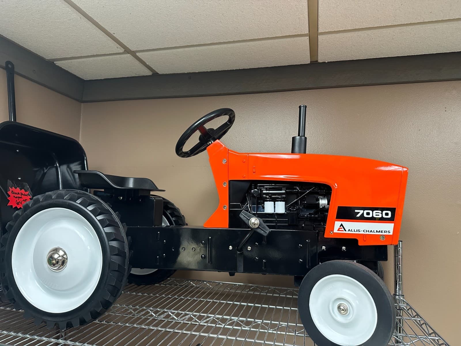 ERTL Allis Chalmers 7060 Wide Front 2WD Pedal Tractor 16513