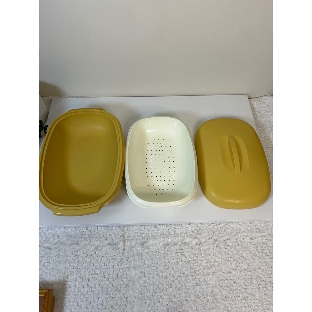 Vintage Tupperware 3 piece Kitchen Steamer Set - Harvest Gold