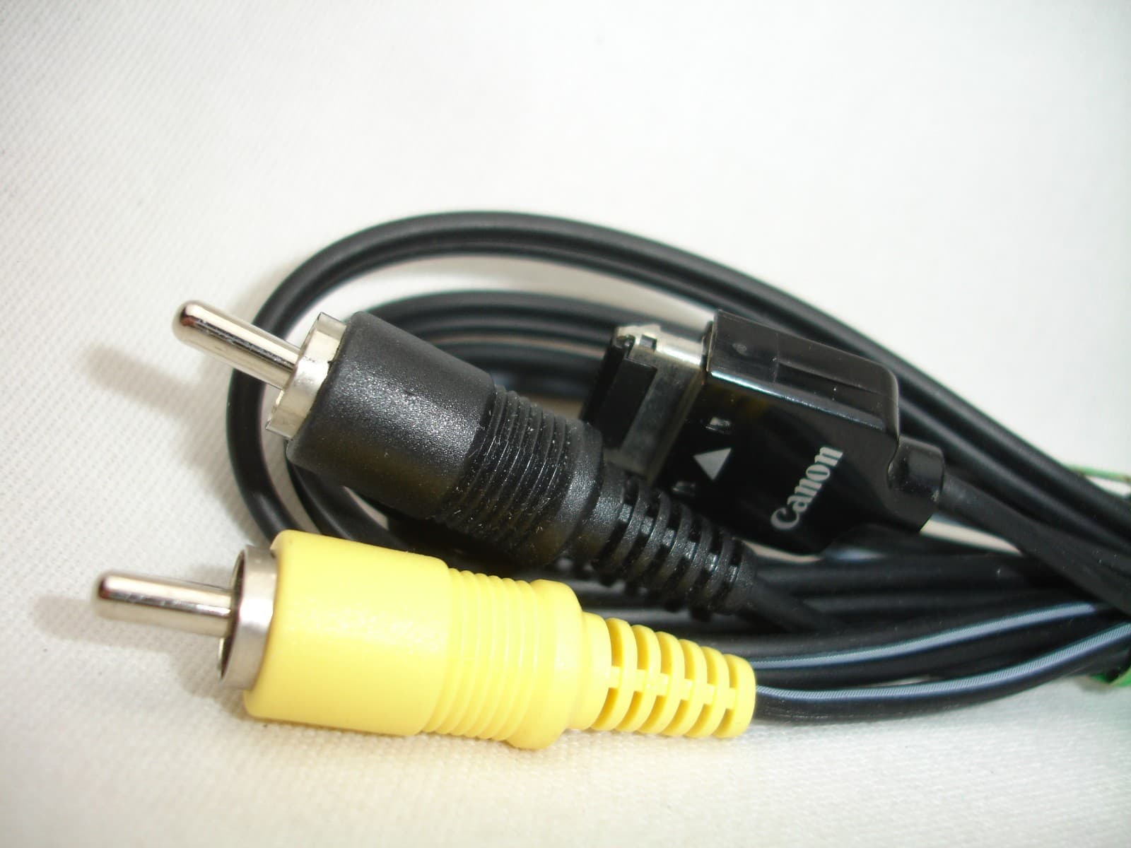 Canon AV Cable AVC-DC200