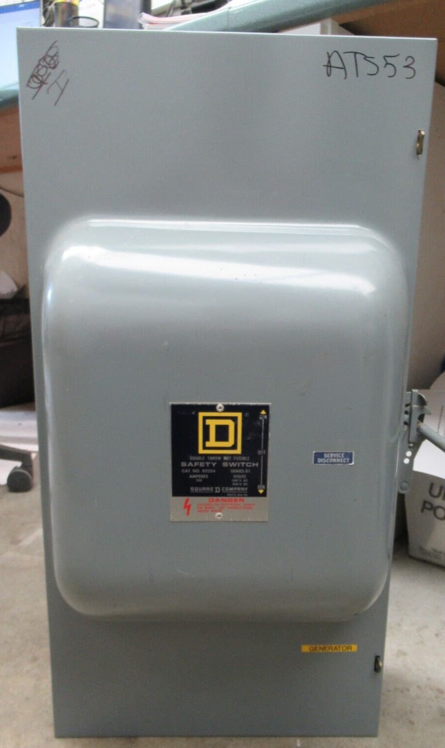 Square D 82254 Series E1 200 Amp 240 Volt 1PH 2W Double Throw Switch -ATS53