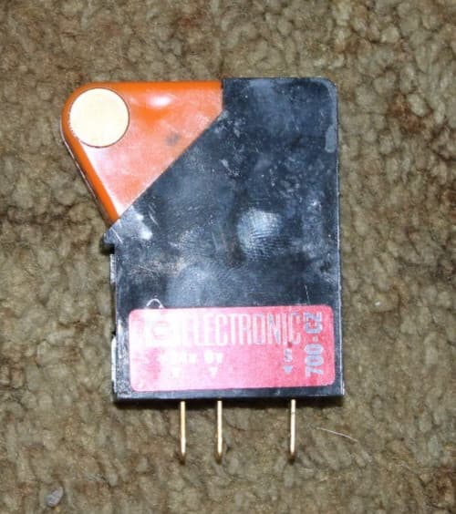 Bobst 700-CZ voltage detector