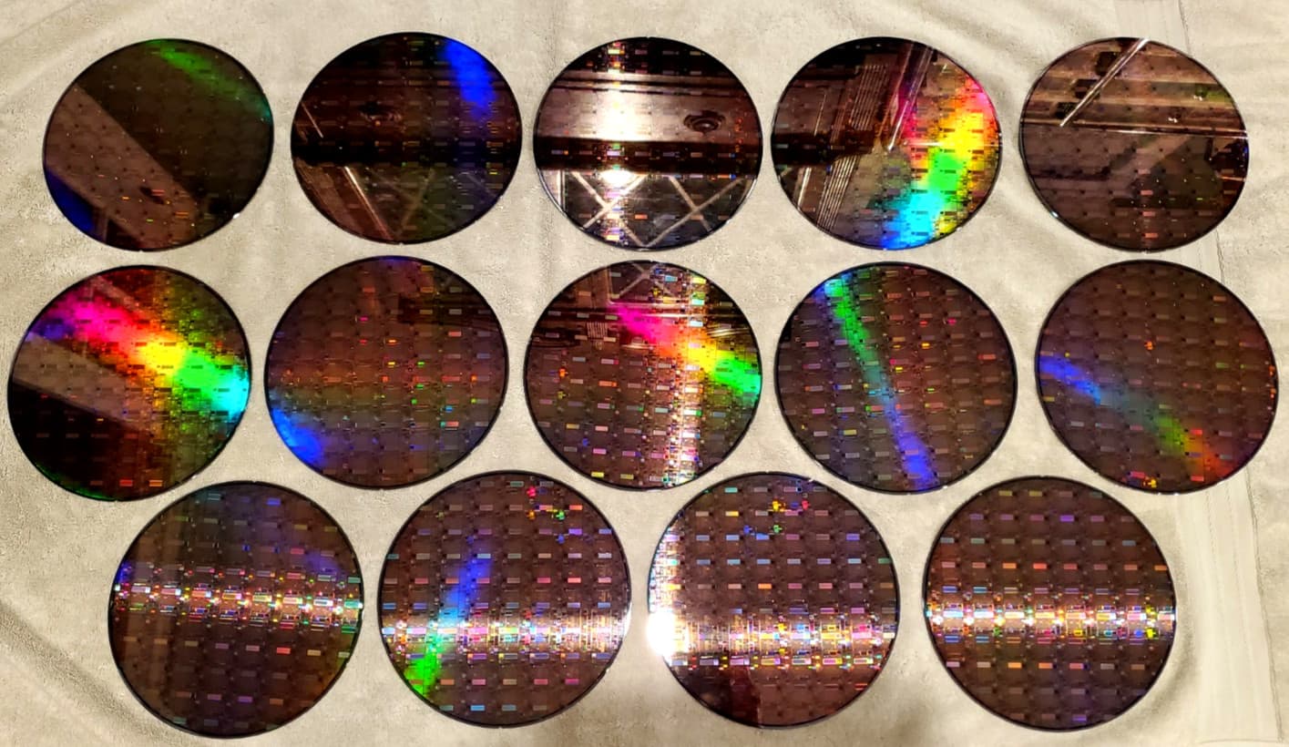14 PC Lot Semiconductor COPPER Coated Silicon IC Chips 8" 200mm Wafers # CU