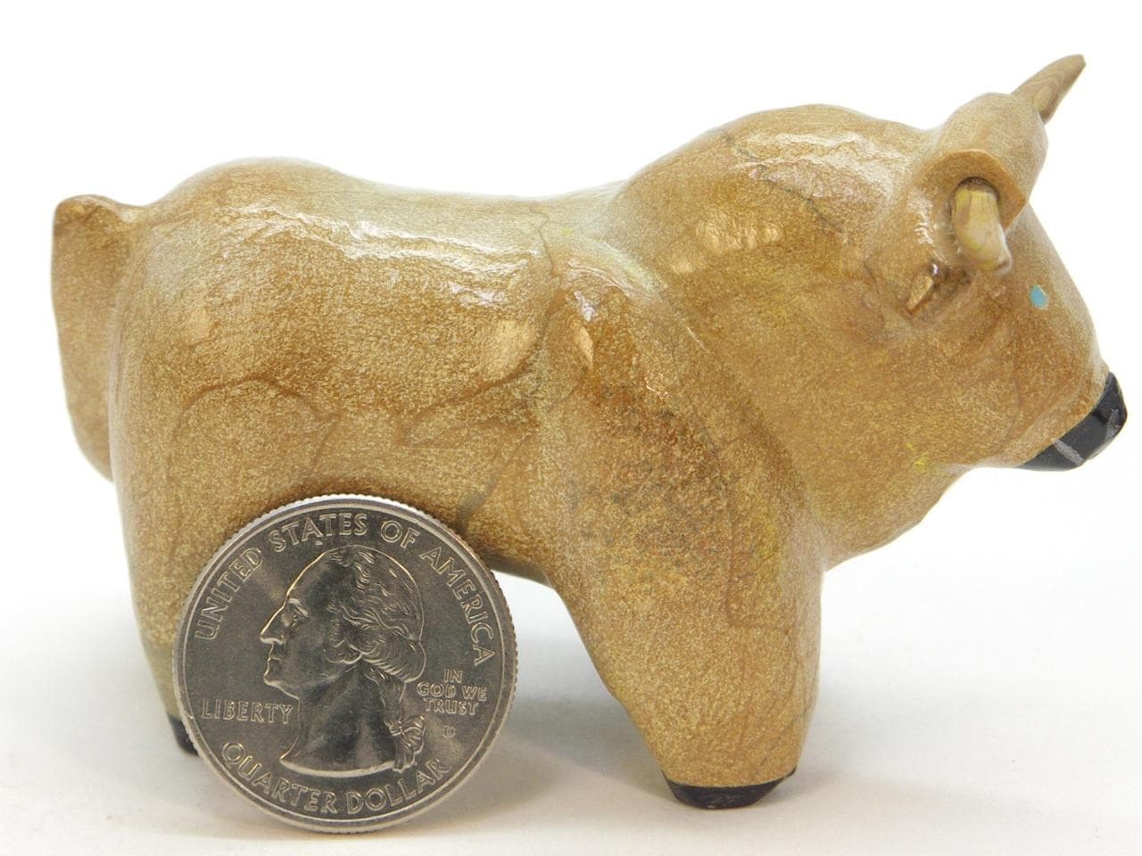 COW, Steer or BULL ZUNI Stone FETISH by Freddie Leekya, Rock Carving, Travertine