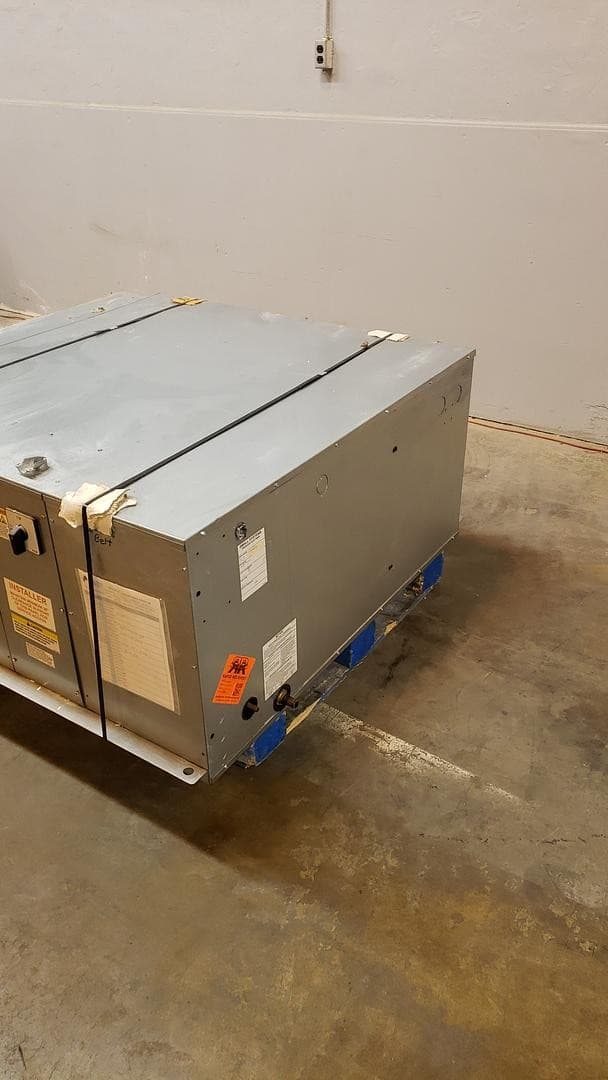 LIEBERT MMD60E2 5 Ton Mini Mate '12 Air Cooled 460v Zero-Footprint(S6LLST10945)