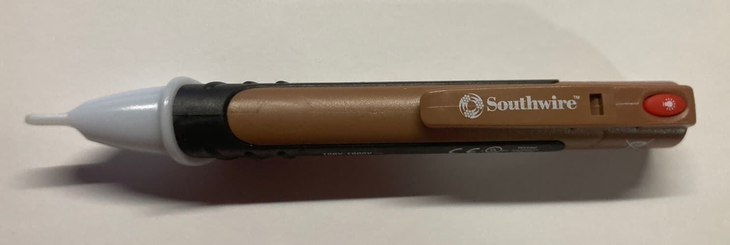 SOUTHWIRE TOOLS AC VOLTAGE DETECTOR / FLASHLIGHT, 100V-1000V, Model 40110N