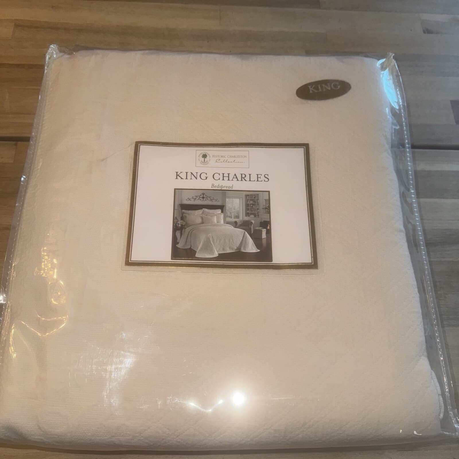 HISTORIC CHARLESTON King Charles Modern Farmhouse Floral Matelasse Bedspread