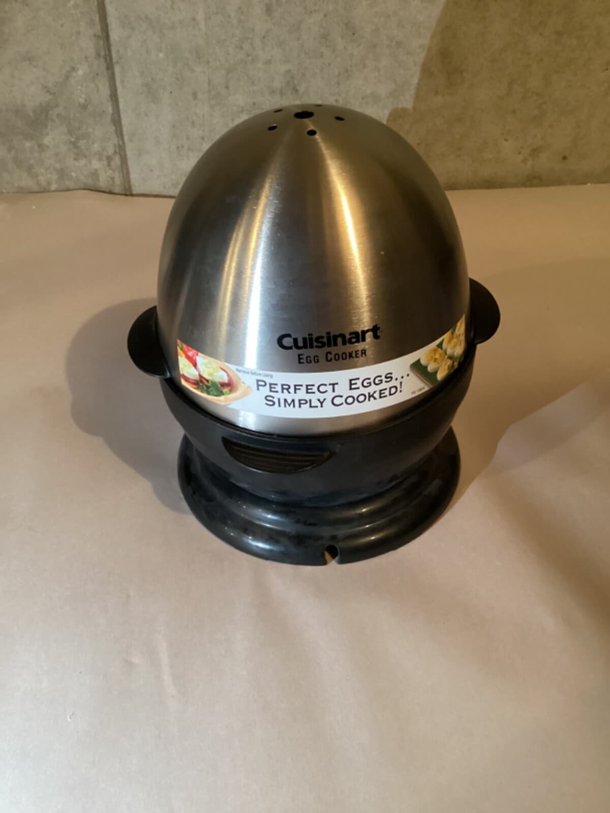 Cuisinart Egg Cooker Stainless Series Model CEC-7 Black Tested/Works No Mes Cup