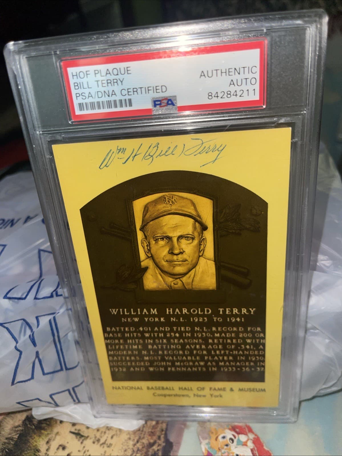 Bill Terry Giants Signed Hall of Fame Plaque Postcard Beckett PSA/DNA Certified