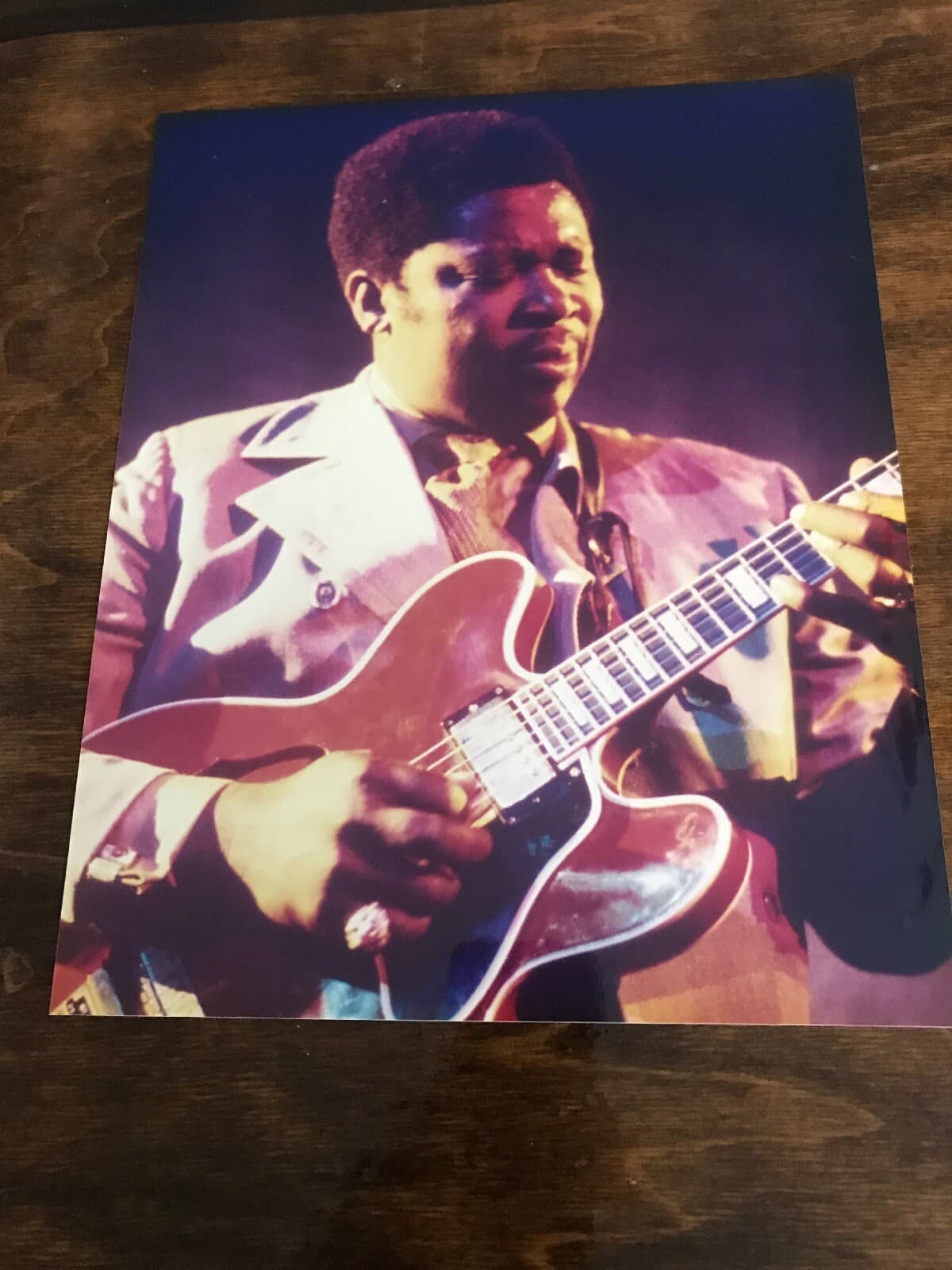 Vintage Middle Aged B.B. King 8x10 Glossy Photo Playing Guitar