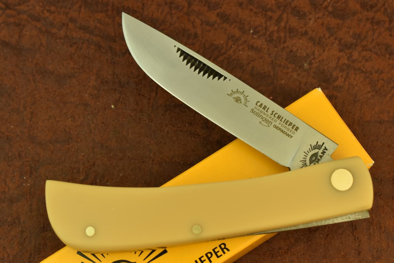 GERMAN EYE BRAND CARL SCHLIEPER YELLOW SODBUSTER KNIFE 99JRY SOLINGEN GERMANY