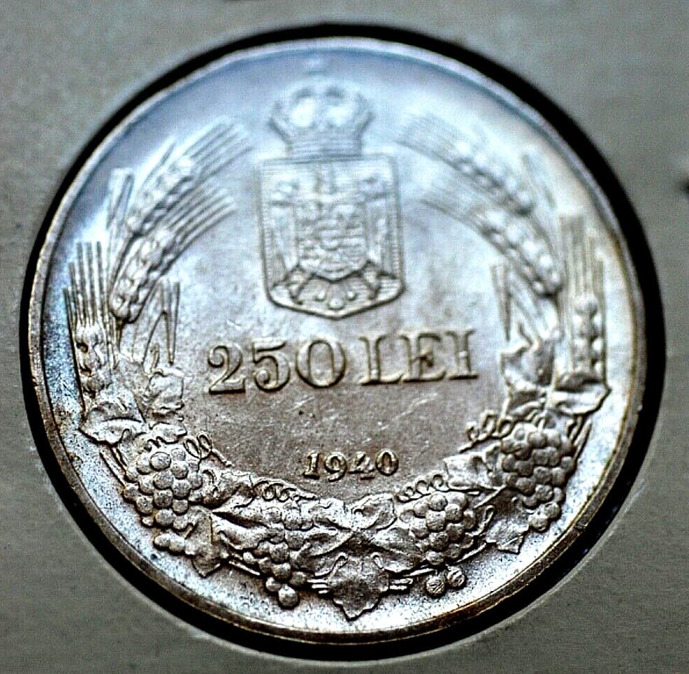 RARE 1940 Romania Carol II 250 Lei Silver Coin * UNCIRCULATED!