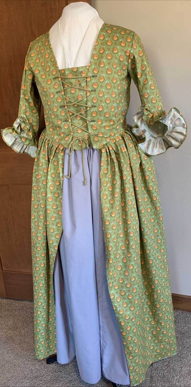 LG Outlander, Colonial, Cotton Sprigged Paisley Polonaise/Over Dress. NWOT