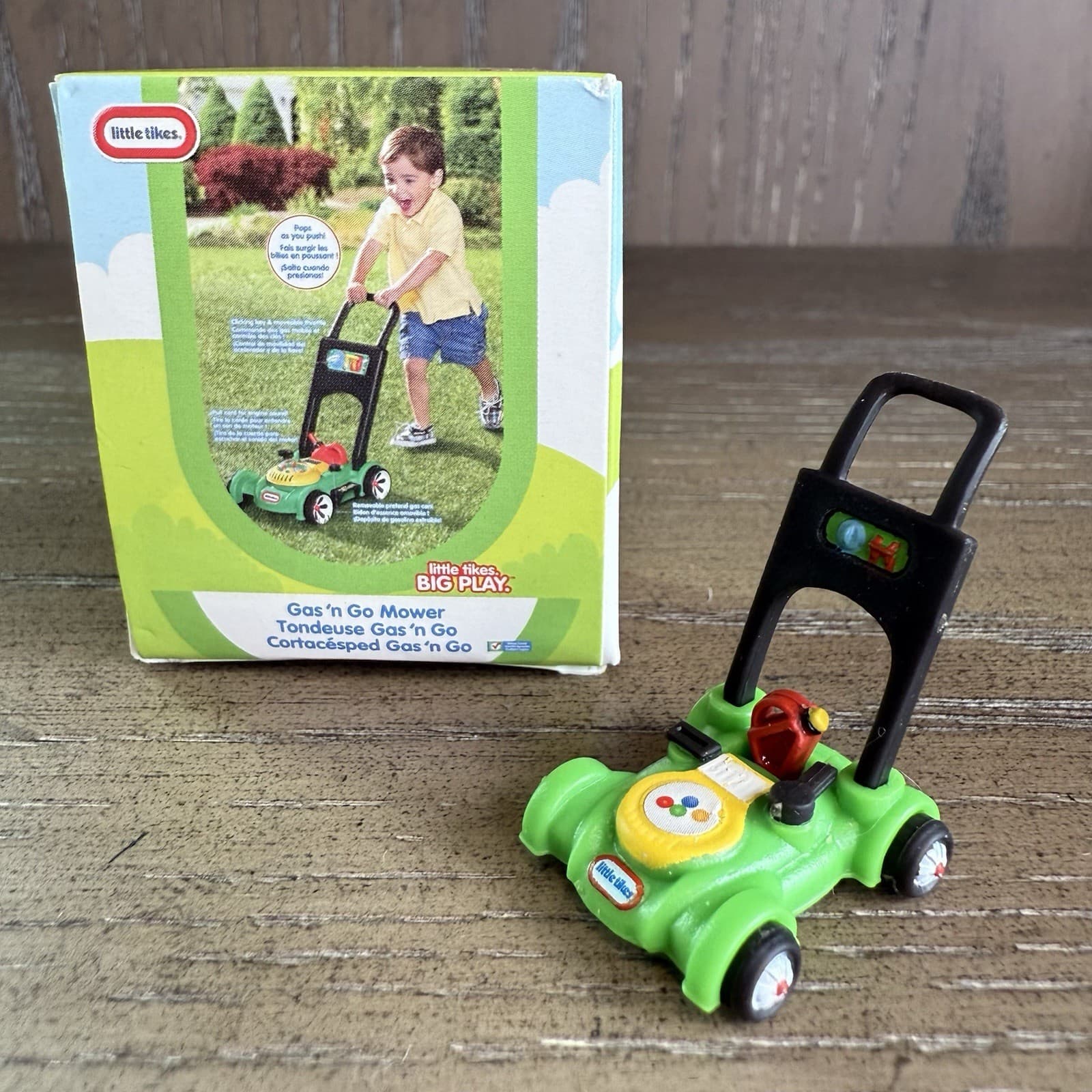Miniverse Mini Little Tikes Gas 'n Go Mower Tiny Dollhouse Miniature Mower