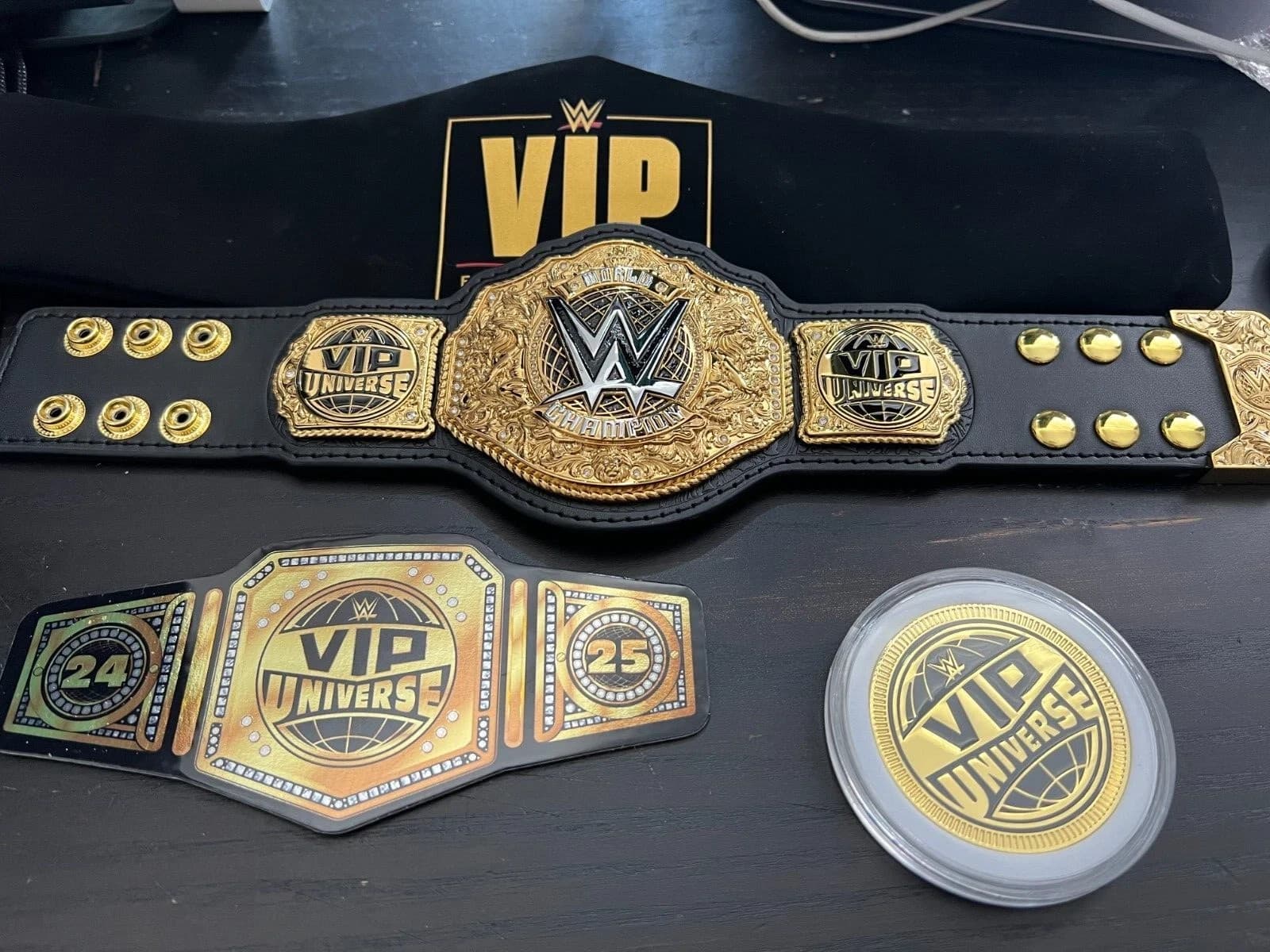 WWE VIP Ringsider 2024 Mini World Title Belt + Challenge Coin & Magnet
