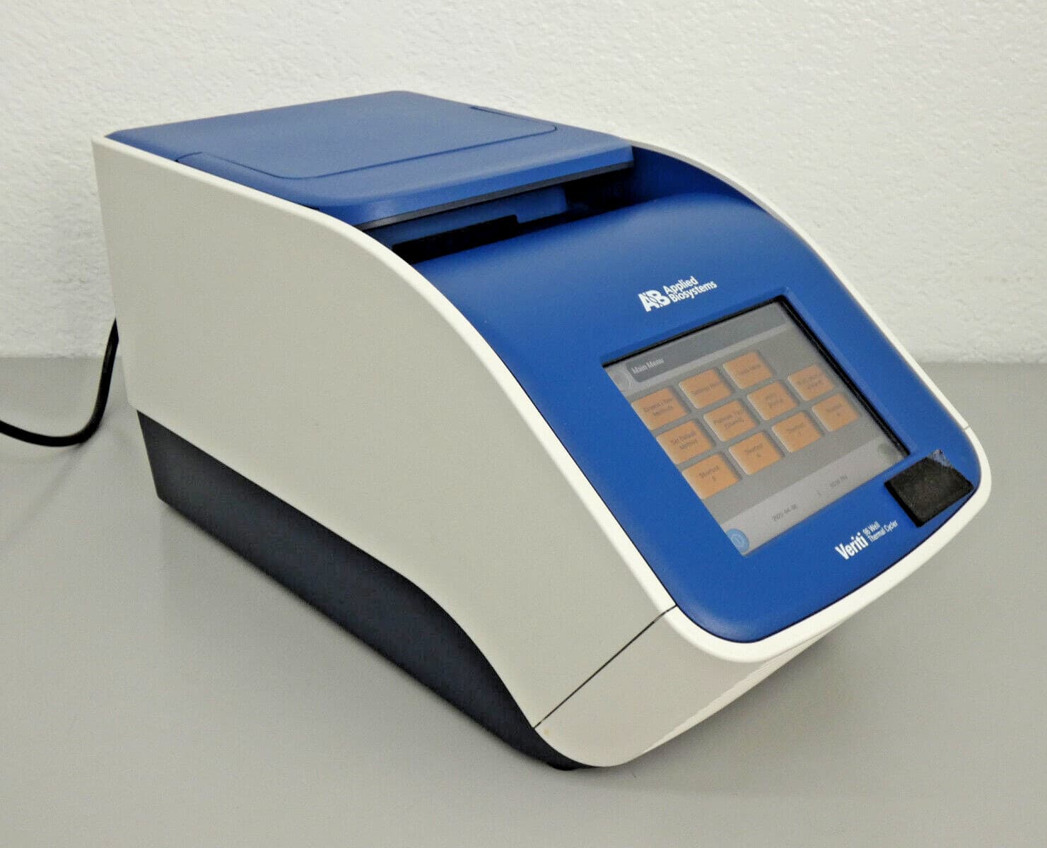 Applied Biosystems Veriti Thermal Cycler, 96-Well
