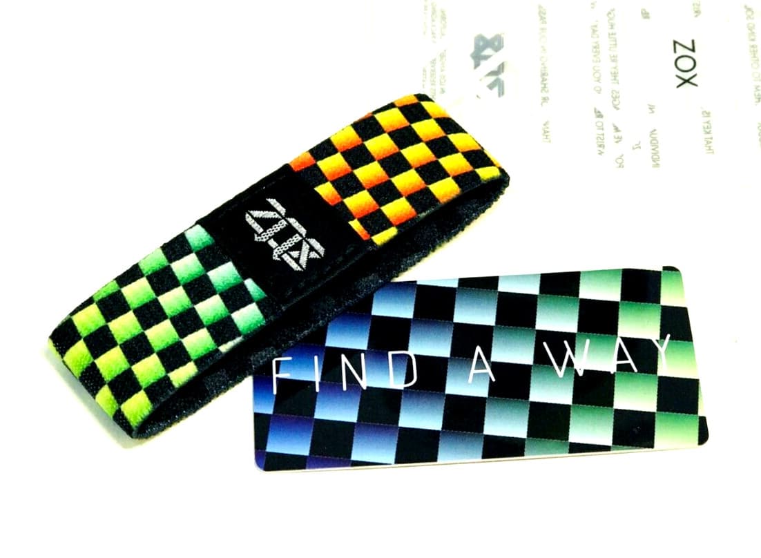 ZOX **FIND A WAY** Silver Strap med NIP Wristband W\Card