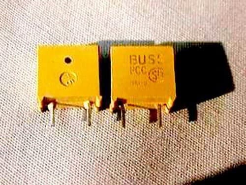 20 Bussmann PCC-1 1A 250VAC PC-Tron Radial Board Mount Fuses