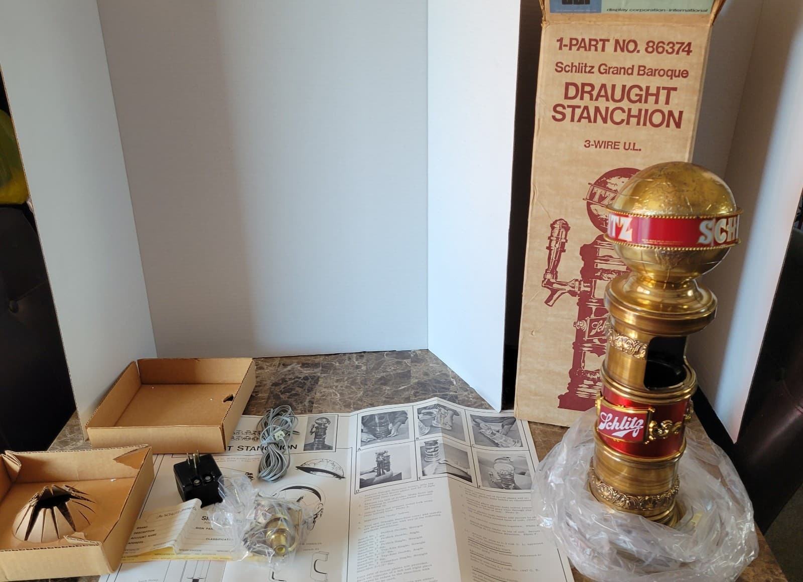 1976 Schlitz Beer Draught Stanchion Tap Handle Station & Org Box Vintage