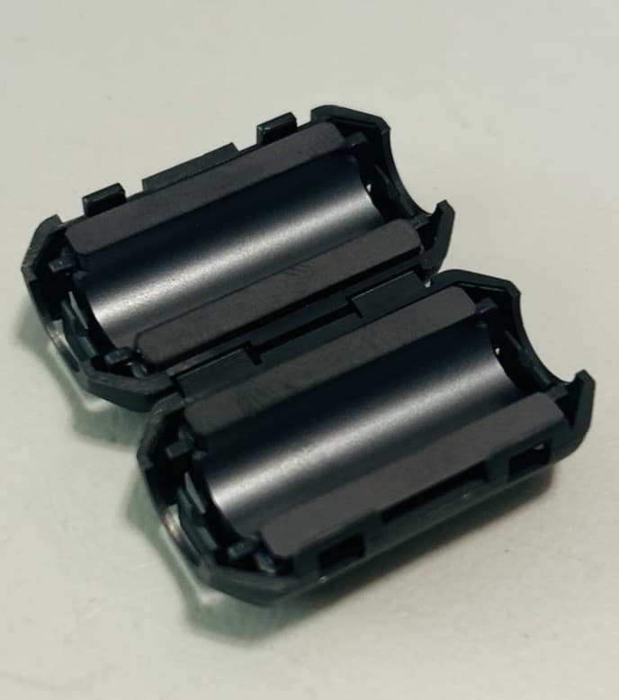 4X TDK AV Data Cable RFI EMI Filtering Magnetic Ring Shield ZCAT2035-0930