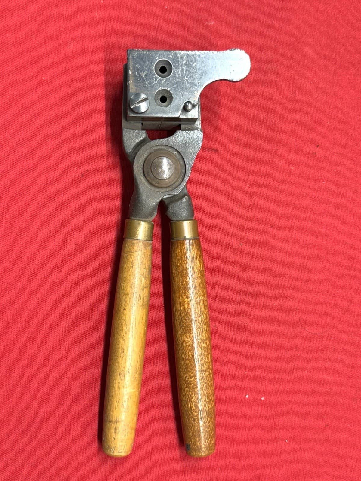 Ideal Lyman 429336 Dual Cavity 44 cal 250 gr Bullet Mold With Handles