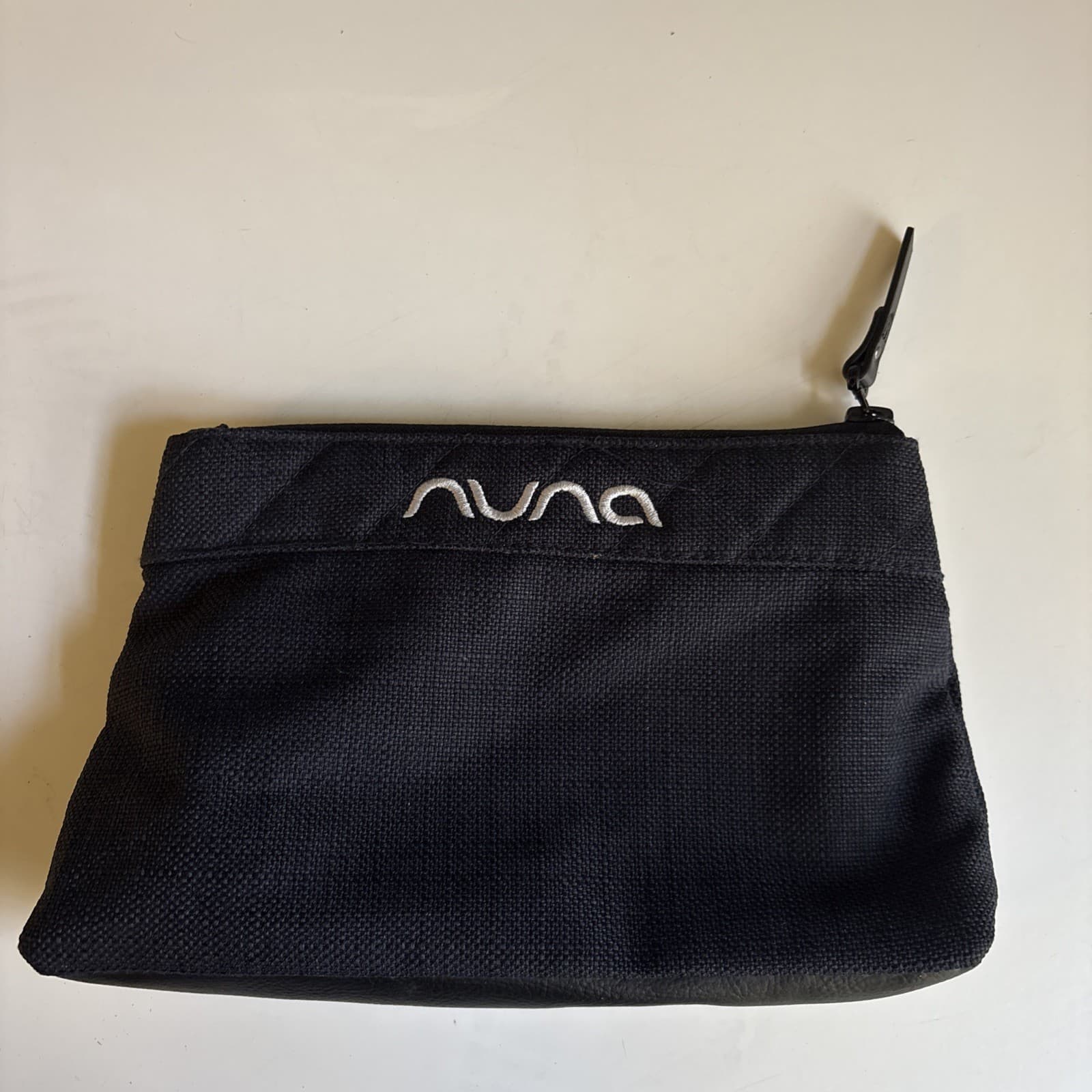 Nuna Navy Blue Canvas And Leather Zip Up Bag Storage Diaper Wipe Holder