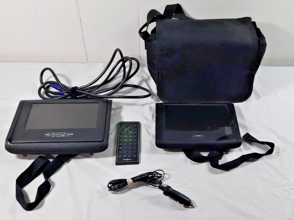 Insignia Dual-Screen 7” Vehicle DVD Player NS-MVD7S 1 power cord, & Case
