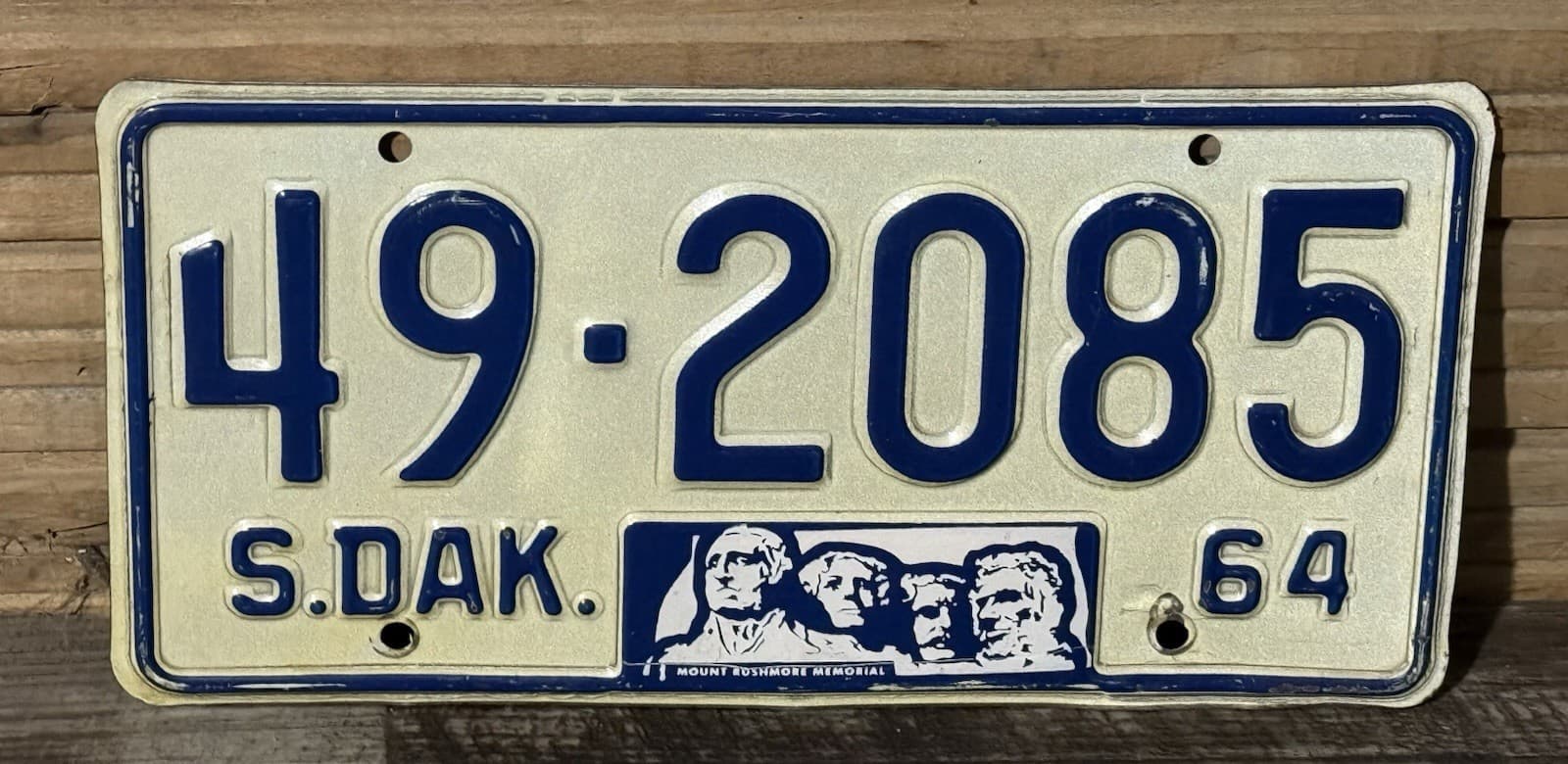 1964 South Dakota License Plate-Good Shape-Meade CO-# 2085