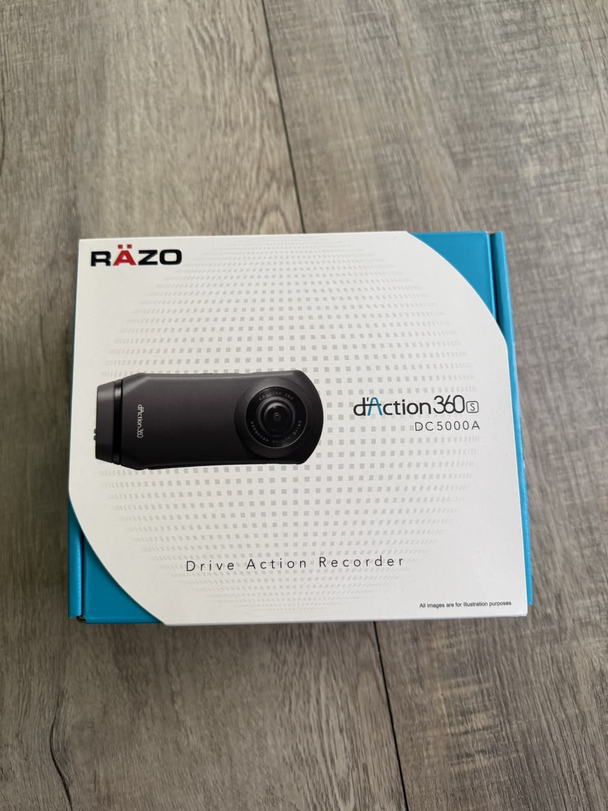 RAZO DC5000A d'Action 360S 360 Degree Dash Cam: 7.3 Mega Pixel Camera Built-in