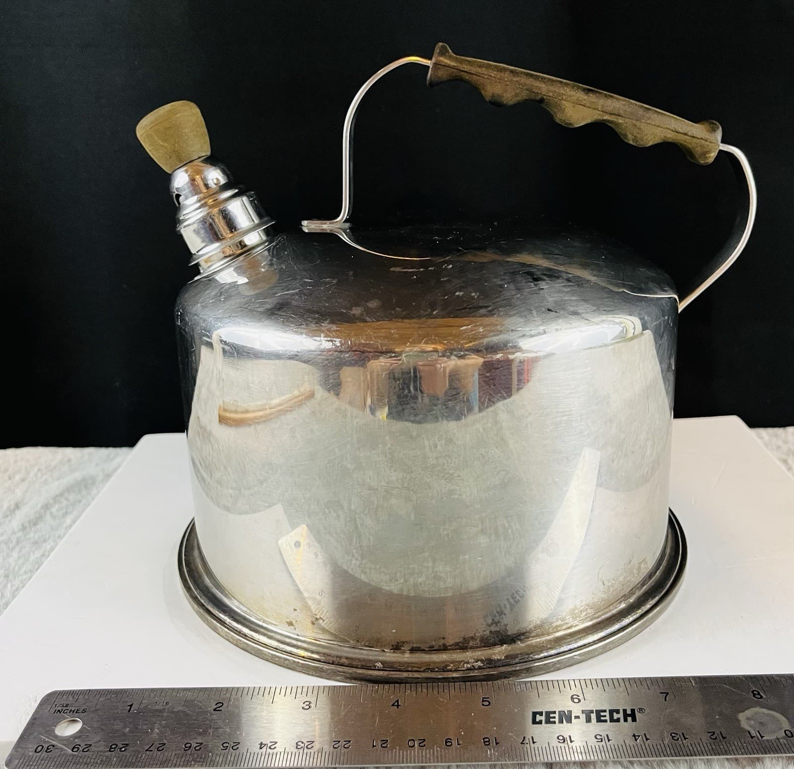 Lifetime 2.5 Qt Stainless Steel Whistling Tea Kettle Vintage Removeable Spout