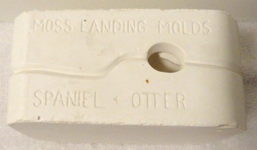 Ceramic Slip Mold MOSS LANDING MOLD CP-42 Spaniel Otter Retreiver Beaver Dmg