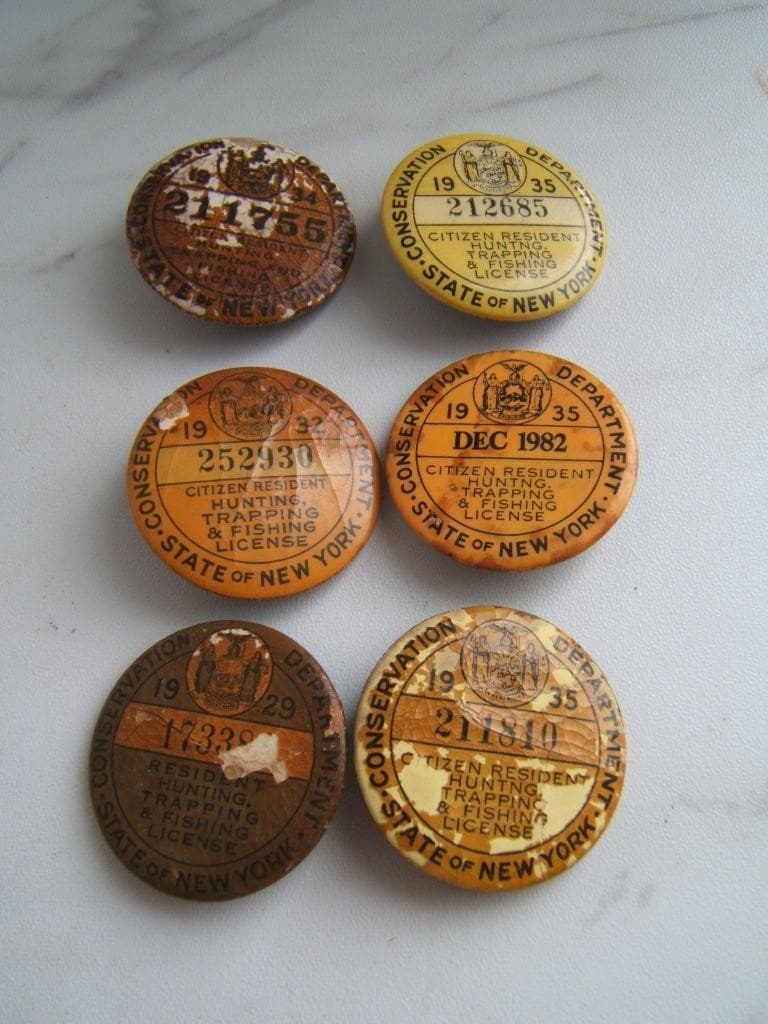 6 VINTAGE STATE OF NY CONSERVATION DEPARTMENT HUNTING TRAPPING FISH LICENSE