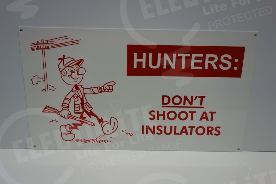 Reddy Kilowatt HUNTERS DON'T SHOOT! DIE CUT SIGN GREAT COLORS ELECTRICIAN GIFT