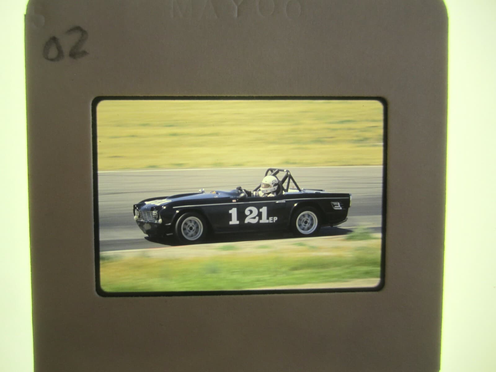 TRIUMPH TR4 RACING ORIGINAL EDITORIAL SLIDE