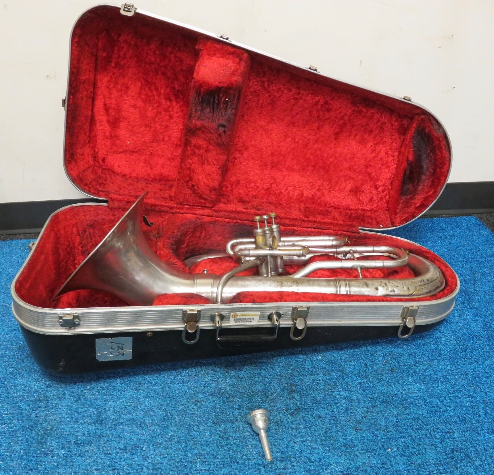 REYNOLDS CONTEMPORA 3 valve BARITONE HORN euphonium W/Case 921624