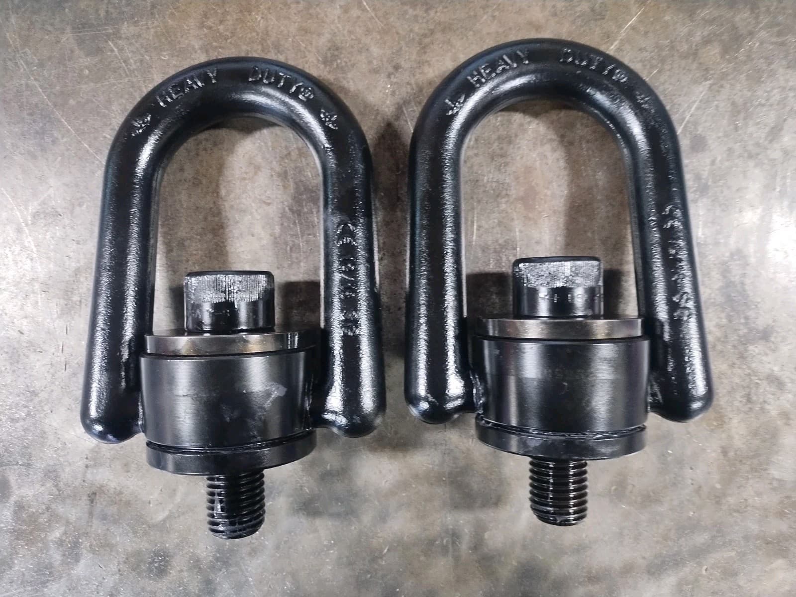 2 ADB 33l06 SWIVEL HOIST RINGS, 1"-8TPI lgt 1.2" Thread, 10000 lb, Torque 230.