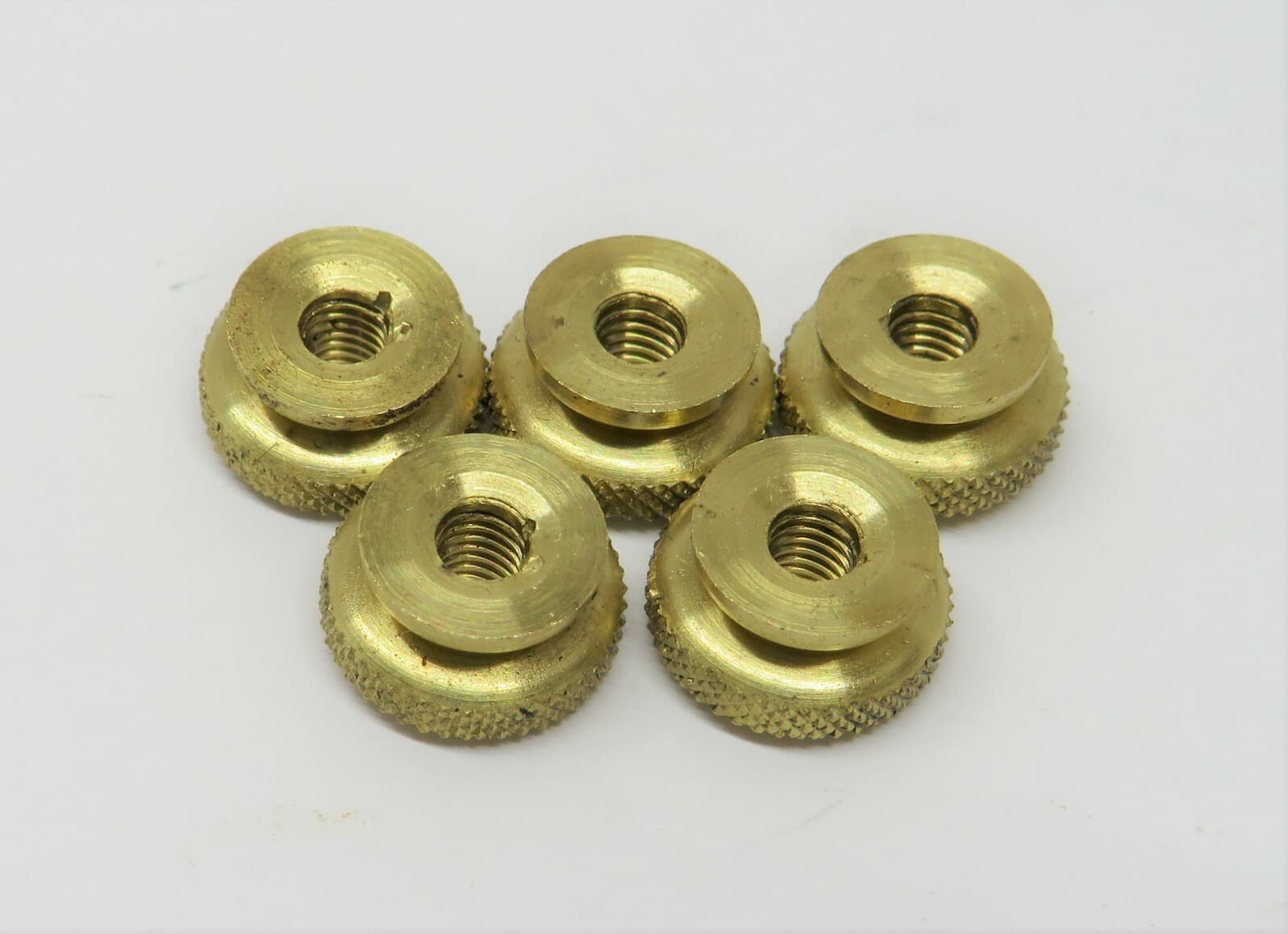 5 brass spark plug thumb nuts 8/32 by 7/16in OD Maytag