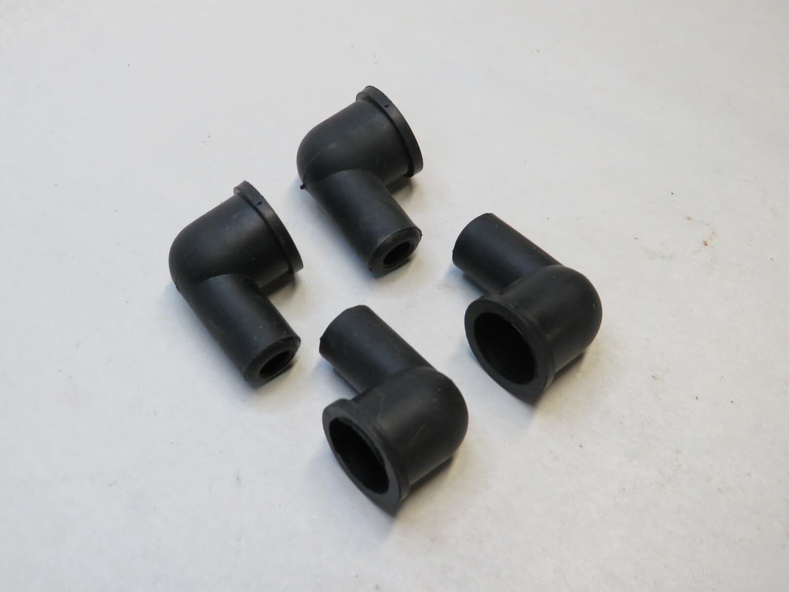 Gas Engine, Tractor, Trucks, Cars, Auto Spark Plug Boot CT512A